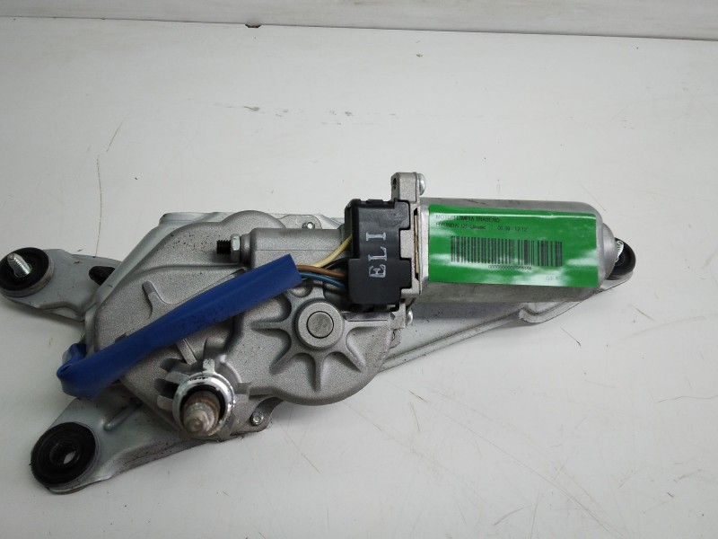 Recambio de motor limpia trasero para hyundai i20 classic referencia OEM IAM   