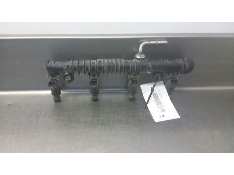 Recambio de rampa inyectora para opel corsa c comfort referencia OEM IAM 1928404261  