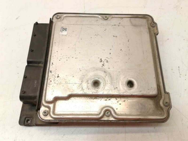 Recambio de centralita motor uce para volkswagen passat berlina (3c2) sportline referencia OEM IAM 03L907309  