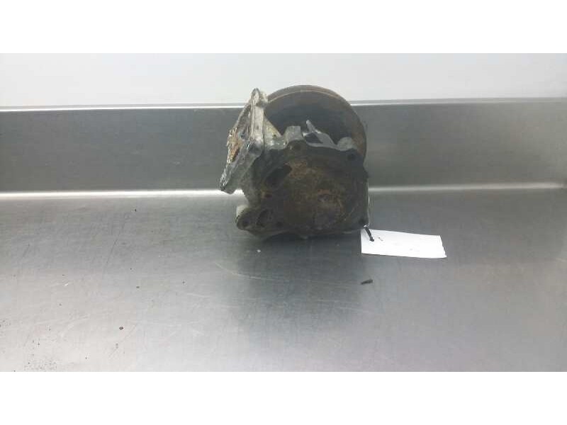 Recambio de bomba agua para mitsubishi montero (v20/v40) 2.5 turbodiesel referencia OEM IAM   