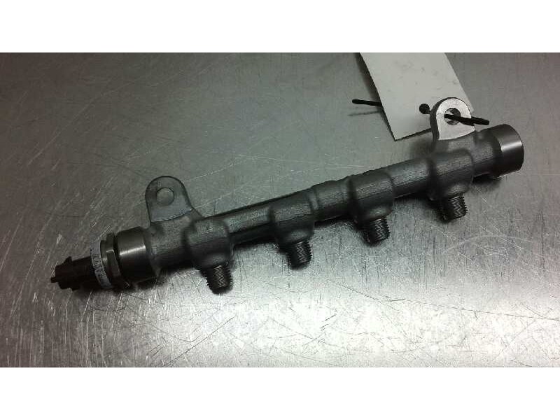 Recambio de rampa inyectora para nissan pathfinder (r51) 3.0 v6 dci cat referencia OEM IAM 0445216037  