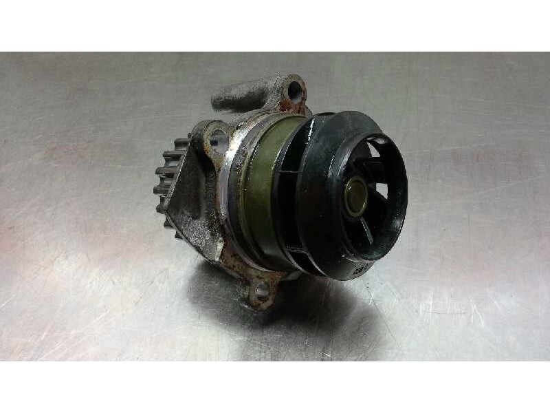 Recambio de bomba agua para volkswagen passat berlina (3b3) edition referencia OEM IAM   