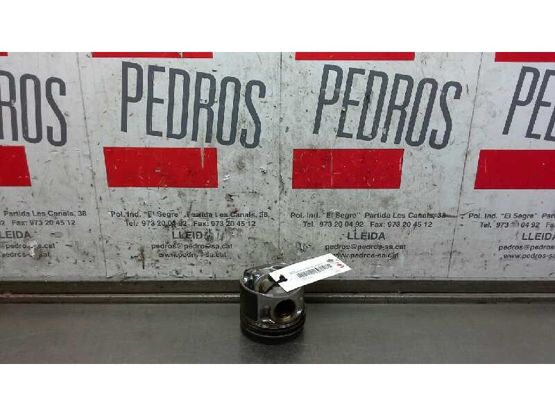 Recambio de piston para volkswagen passat berlina (3b3) edition referencia OEM IAM   