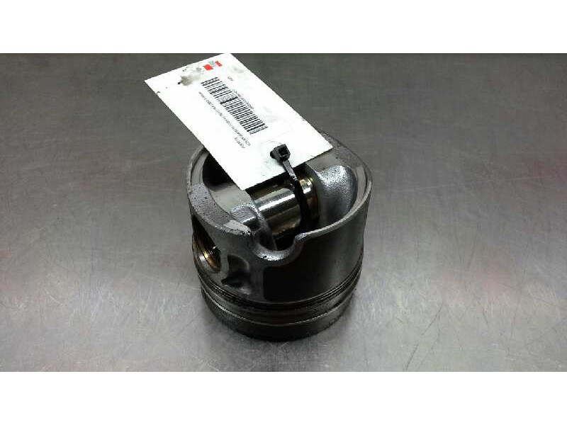 Recambio de piston para volkswagen passat berlina (3b3) edition referencia OEM IAM   