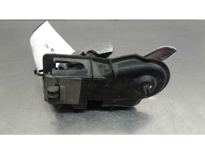 Recambio de maneta interior delantera derecha para mazda tribute (ep) 3.0 v6 exclusive 4x4 referencia OEM IAM EC0158303N  