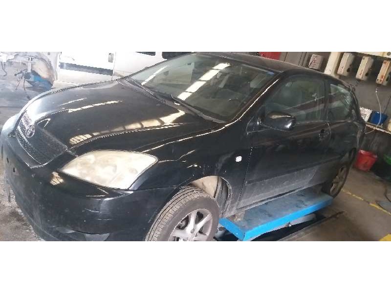 toyota corolla (e12) del año 2004