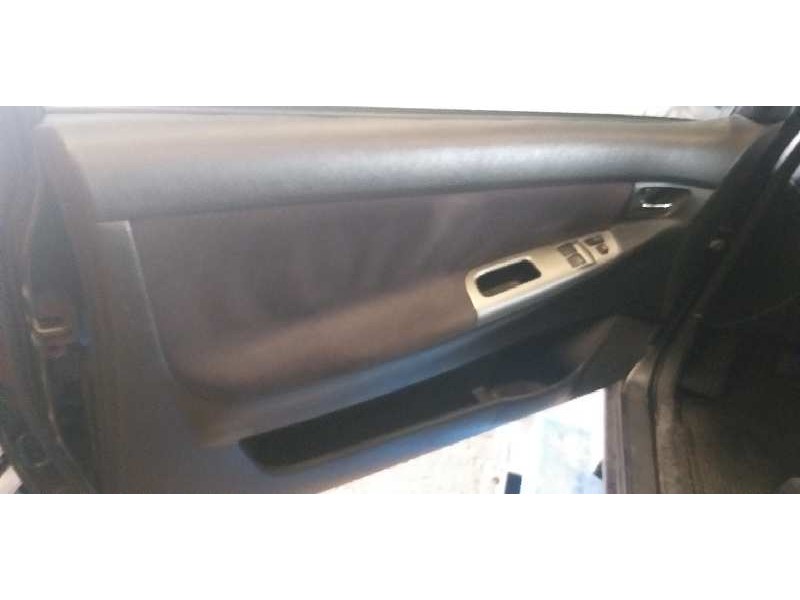 toyota corolla (e12) del año 2004