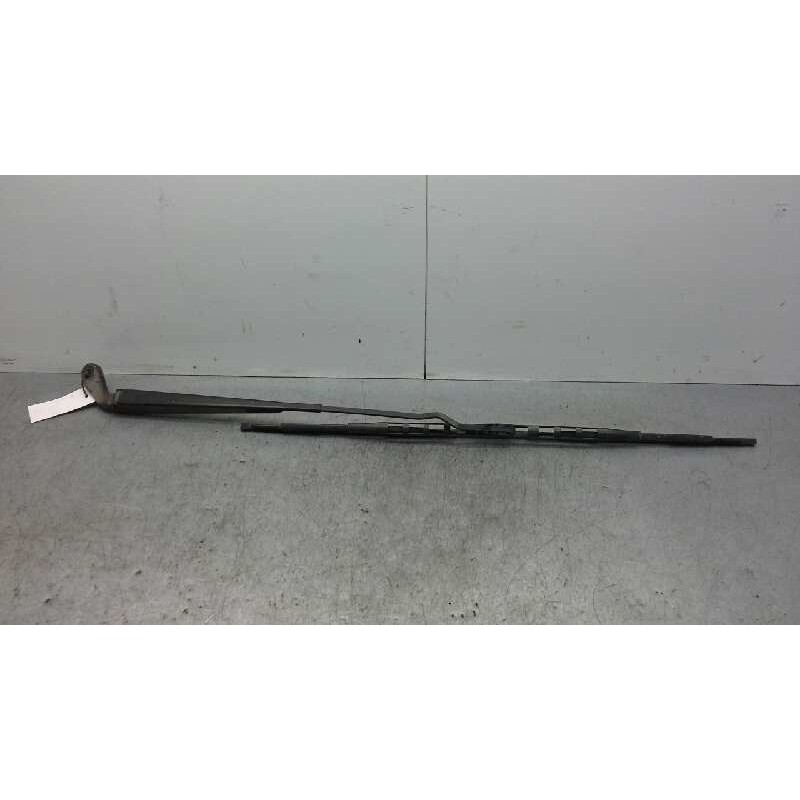 Recambio de brazo limpia delantero izquierdo para chrysler voyager (rg) 2.5 crd lx referencia OEM IAM 04717365AB  