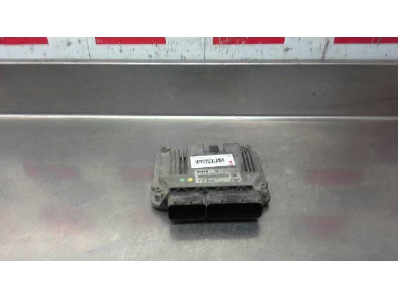 Recambio de centralita motor uce para opel vectra c berlina design referencia OEM IAM  153 