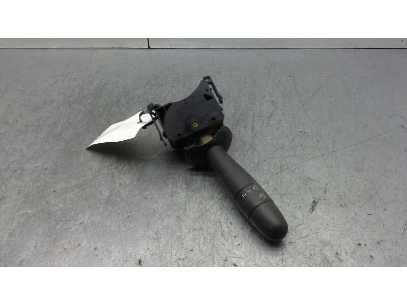 Recambio de mando limpia para renault trafic caja cerrada (ab 4.01) 1.9 diesel referencia OEM IAM   