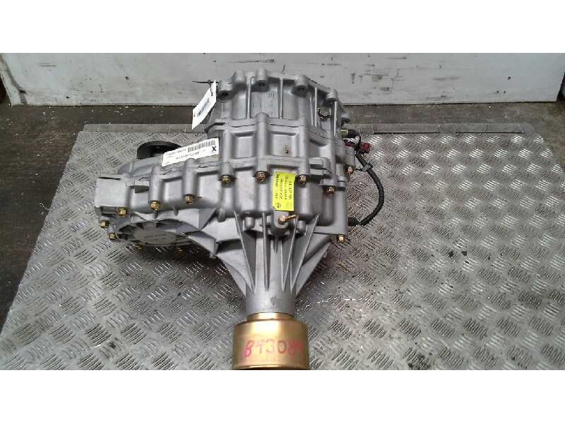 Recambio de caja transfer para nissan terrano (wd21) 2.7 turbodiesel referencia OEM IAM 33100G2305  33100G2305