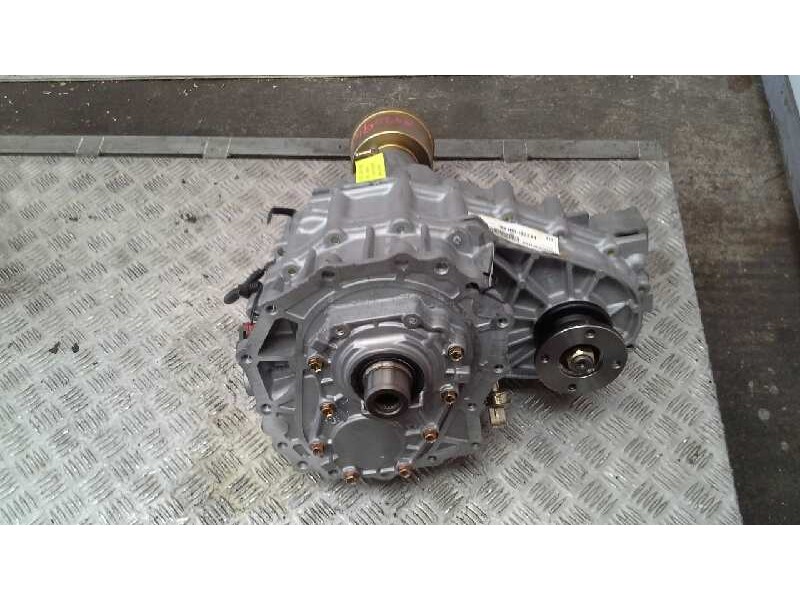 Recambio de caja transfer para nissan terrano (wd21) 2.7 turbodiesel referencia OEM IAM 33100G2311  33100G2311
