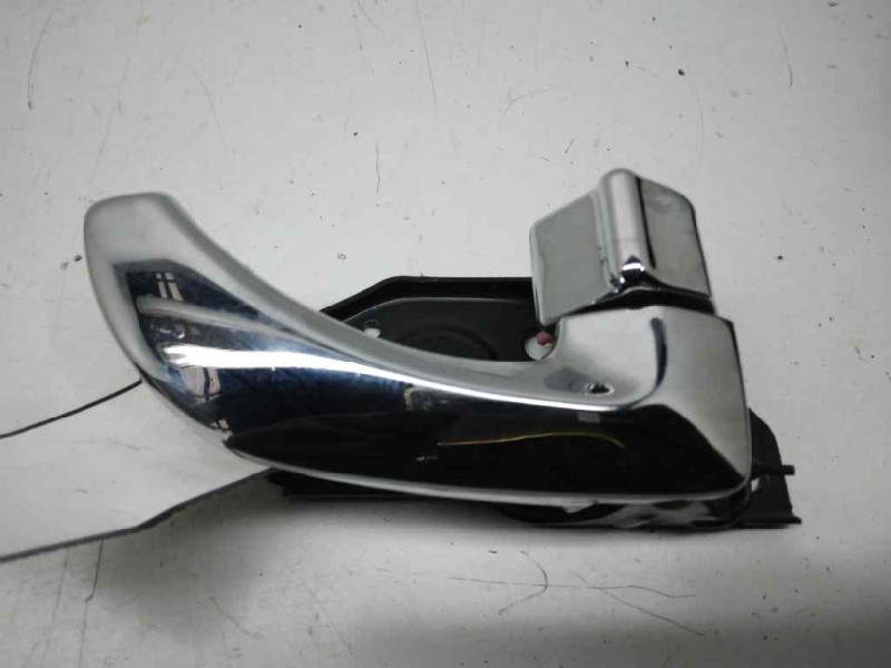 Recambio de maneta interior trasera derecha para hyundai terracan (hp) 2.9 crdi gl referencia OEM IAM   