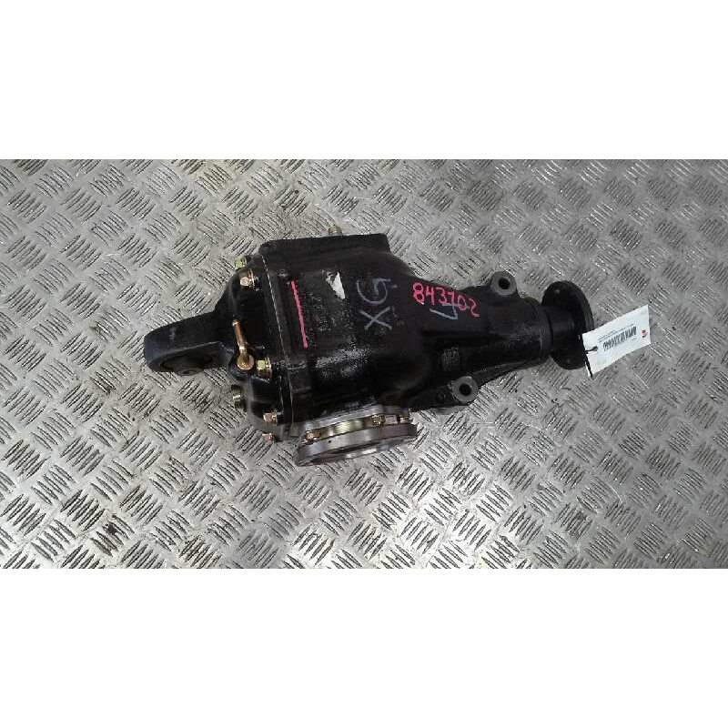 Recambio de diferencial delantero para nissan terrano/terrano.ii (r20) 2.7 turbodiesel referencia OEM IAM 38501G2308  38501G2308