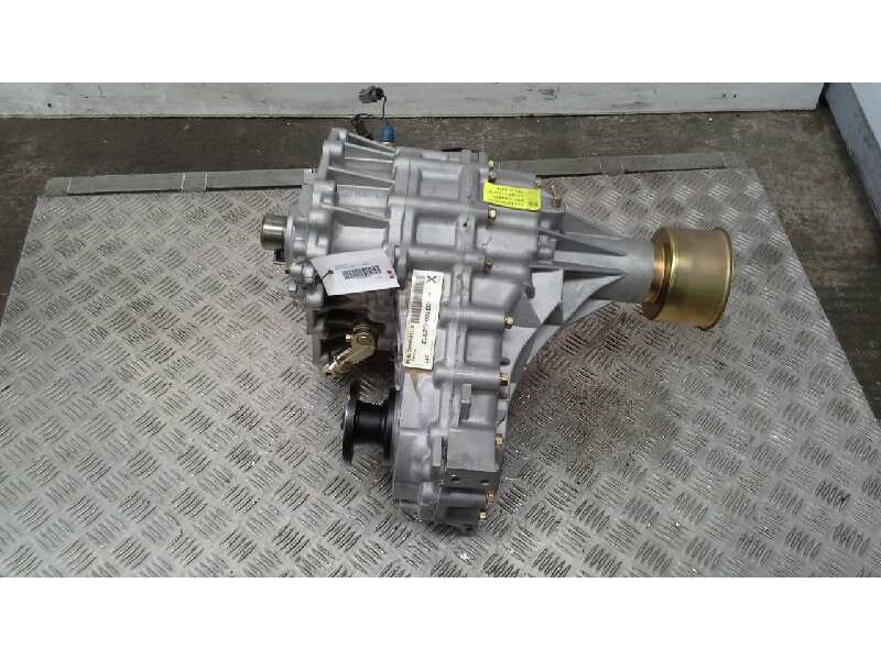 Recambio de caja transfer para nissan terrano (wd21) 2.7 turbodiesel referencia OEM IAM 33100G2312  33100G2312