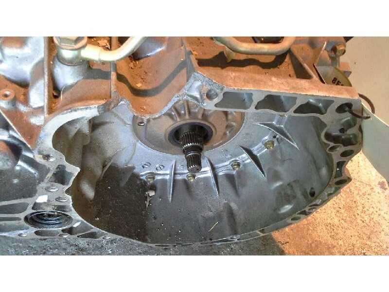 Recambio de caja cambios para nissan almera (n16/e) 1.8 16v cat referencia OEM IAM 8E020E NV 105204