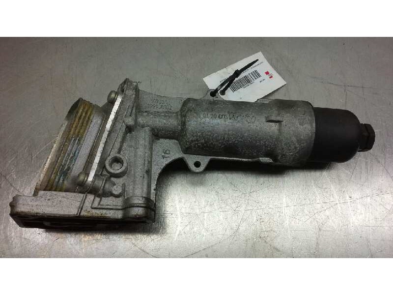 Recambio de soporte filtro aceite para mercedes clase c (w203) sportcoupe c 180 compressor (203.746) referencia OEM IAM A2711800