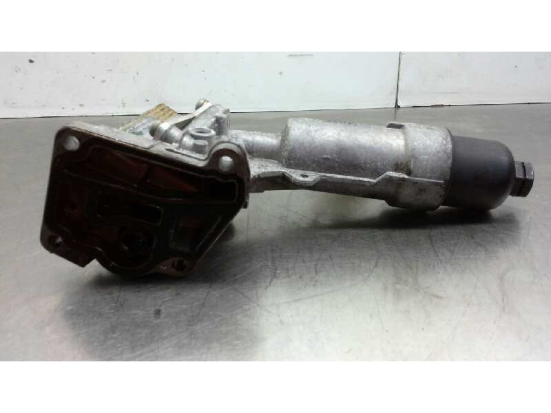 Recambio de soporte filtro aceite para mercedes clase c (w203) sportcoupe c 180 compressor (203.746) referencia OEM IAM A2711800