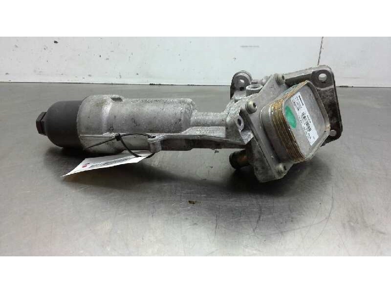 Recambio de soporte filtro aceite para mercedes clase c (w203) sportcoupe c 180 compressor (203.746) referencia OEM IAM A2711800