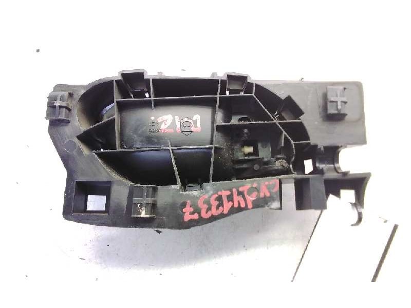 Recambio de maneta interior delantera izquierda para peugeot partner kasten confort l1 referencia OEM IAM 303966  