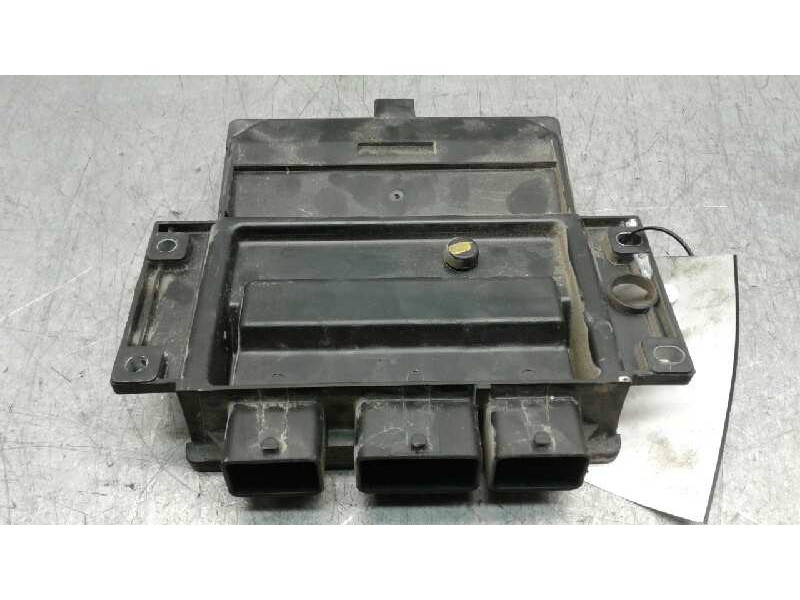 Recambio de centralita motor uce para renault megane ii classic berlina confort dynamique referencia OEM IAM 8200334419 223 