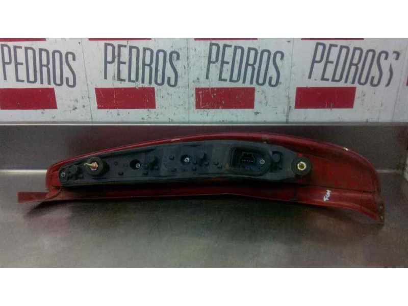 Recambio de piloto trasero izquierdo para fiat punto berlina (188) 1.9 diesel eco referencia OEM IAM   