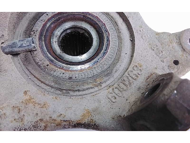 Recambio de mangueta delantera izquierda para renault laguna (b56) 1.6 16v rxe referencia OEM IAM 600263  