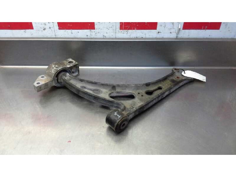 Recambio de brazo suspension inferior delantero izquierdo para audi a3 (8p) 2.0 fsi ambition referencia OEM IAM   