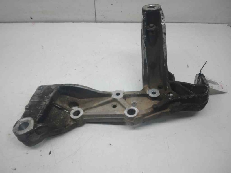 Recambio de soporte subchasis para skoda octavia berlina (1z3) active referencia OEM IAM 1K0199295F IZQUIERDO 