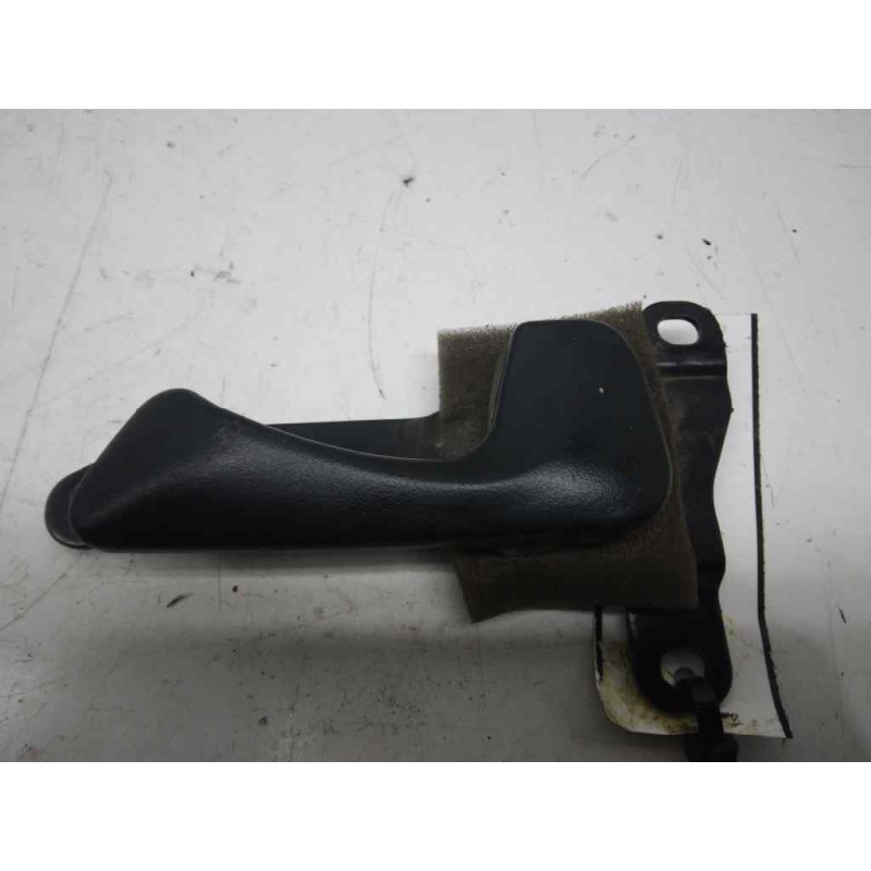 Recambio de maneta interior trasera derecha para mitsubishi galloper (hyundai) 2.5 td (3-ptas.) referencia OEM IAM   