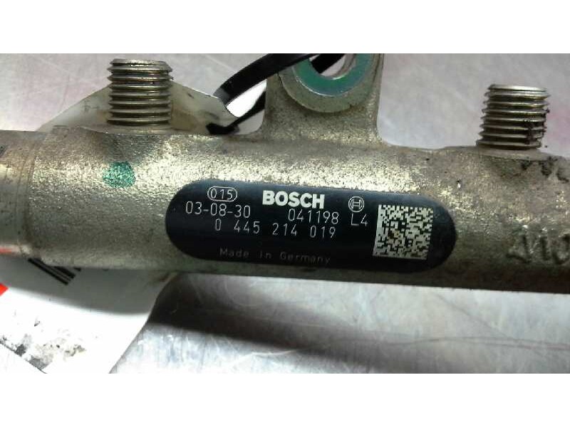 Recambio de rampa inyectora para fiat scudo (222) 2.0 jtd familiar (5 asientos) referencia OEM IAM 0445214019  