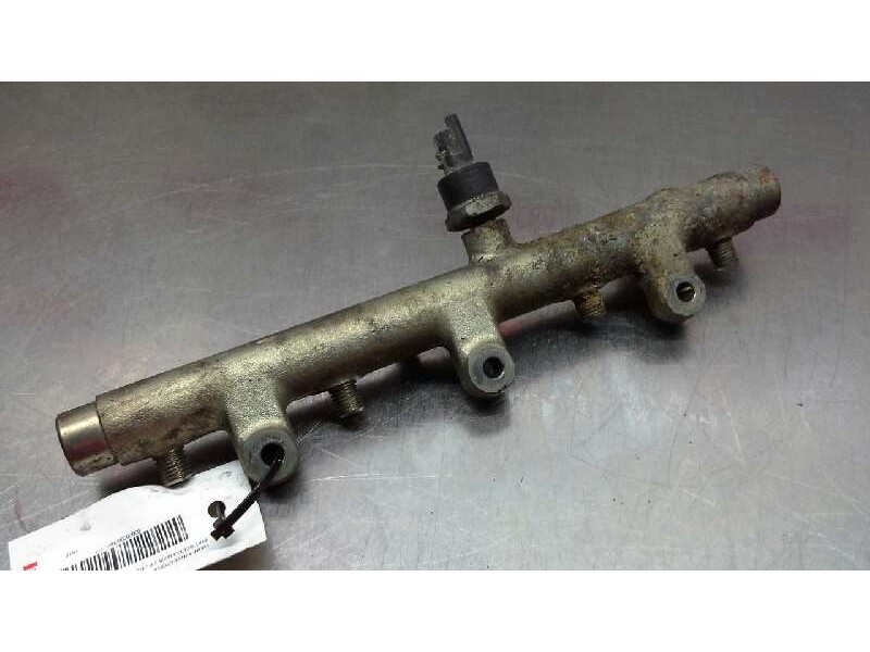 Recambio de rampa inyectora para fiat scudo (222) 2.0 jtd familiar (5 asientos) referencia OEM IAM 0445214019  