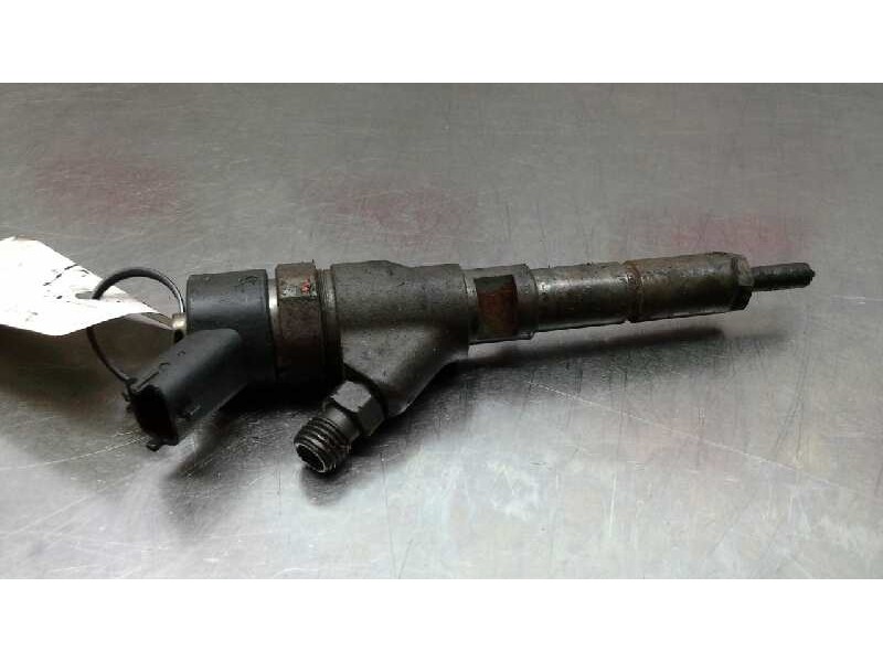 Recambio de inyector para fiat scudo (222) 2.0 jtd familiar (5 asientos) referencia OEM IAM   