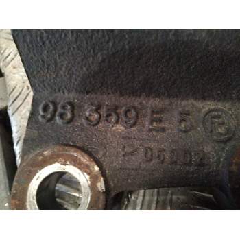 Recambio de caja direccion para scania r480 referencia OEM IAM 98359E  