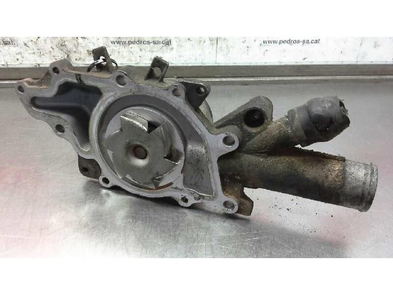 Recambio de bomba agua para mercedes clase m (w163) 270 cdi (163.113) referencia OEM IAM   