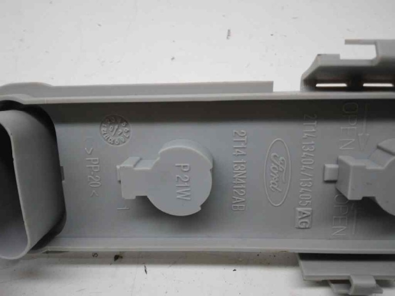 Recambio de portalamparas para ford transit connect (tc7) referencia OEM IAM   