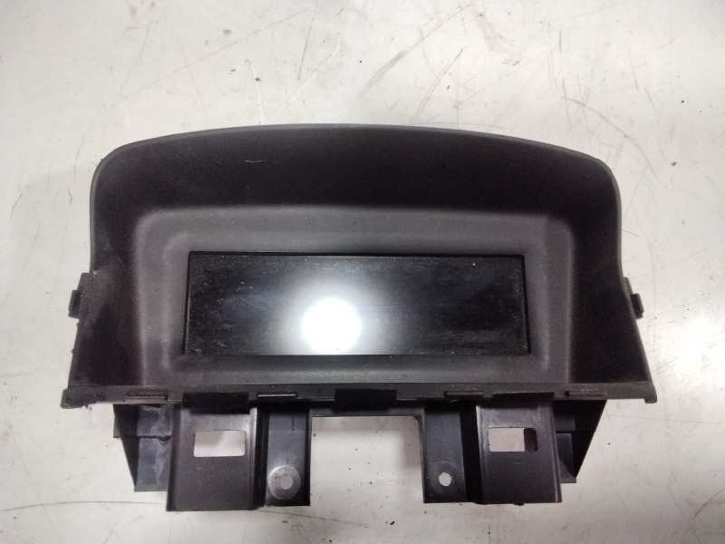 Recambio de pantalla multifuncion para chevrolet cruze ls referencia OEM IAM   