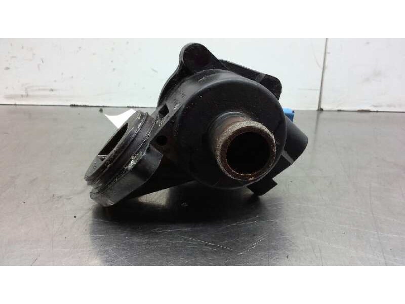 Recambio de caja termostato para audi a4 berlina (8e) 2.0 referencia OEM IAM   