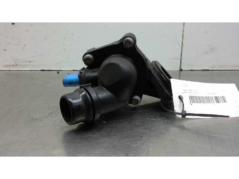 Recambio de caja termostato para audi a4 berlina (8e) 2.0 referencia OEM IAM   