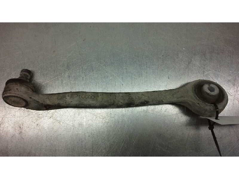 Recambio de bieleta estabilizadora delantera derecha para audi a4 berlina (8e) 2.0 referencia OEM IAM   