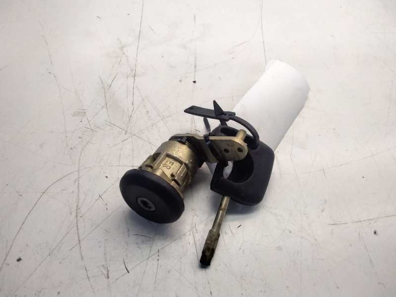 Recambio de bombin puerta delantera izquierda para ford fiesta berlina (dx) referencia OEM IAM   