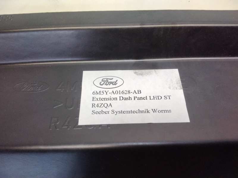 Recambio de torpedo para ford focus turnier (cb4) referencia OEM IAM 6M5YA01628AB  