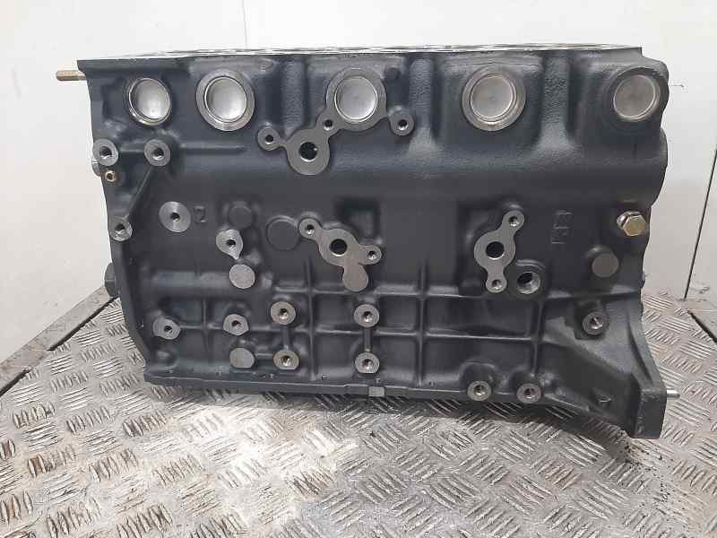 Recambio de bloque armado para nissan terrano (wd21) 2.7 turbodiesel referencia OEM IAM 101037F408  101037F408