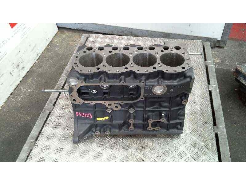 Recambio de bloque para nissan terrano/terrano.ii (r20) 2.7 turbodiesel referencia OEM IAM 110107F428  110107F428
