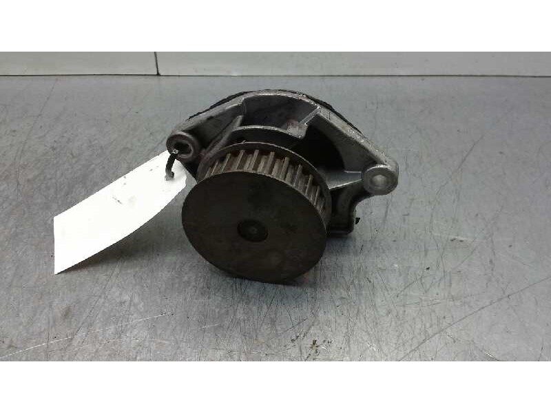 Recambio de bomba agua para volkswagen polo berlina (6n2) trendline referencia OEM IAM 030121019  