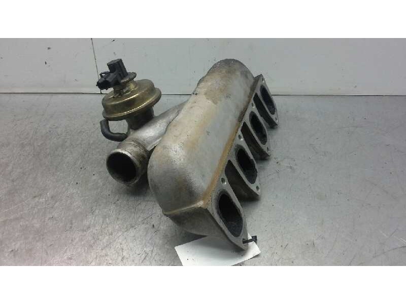Recambio de colector admision para ford focus berlina (cak) 1.8 tddi turbodiesel cat referencia OEM IAM XS409424AF CASCO 