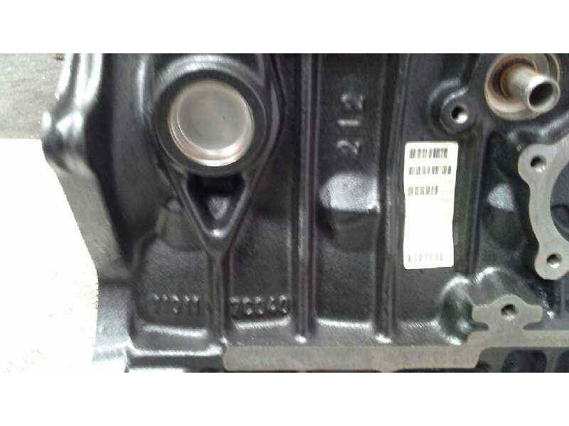 Recambio de bloque para nissan serena (c23m) 2.3 diesel referencia OEM IAM LD23  110107C025