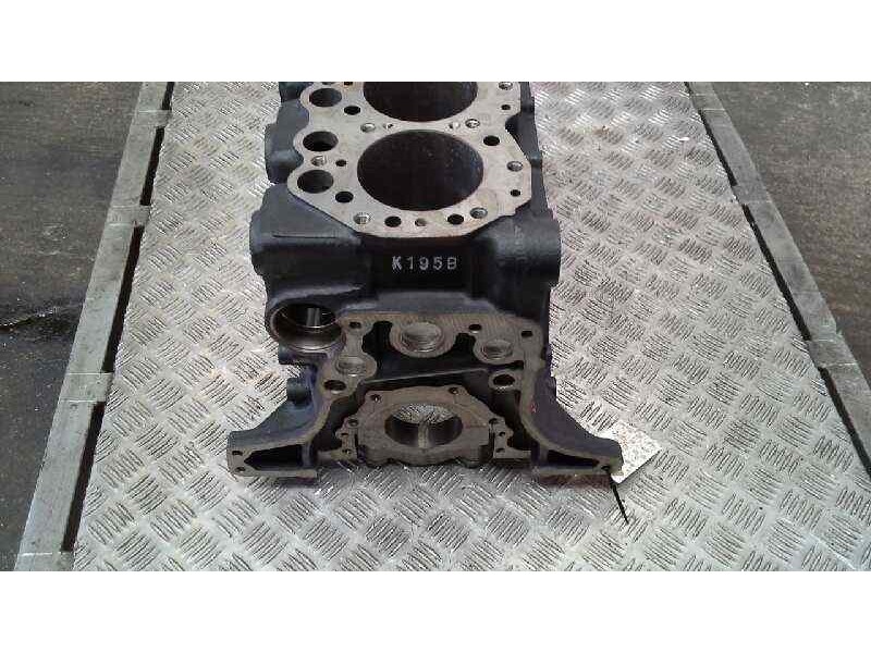 Recambio de bloque para nissan terrano (wd21) 2.7 turbodiesel referencia OEM IAM 110107F427  110107F427