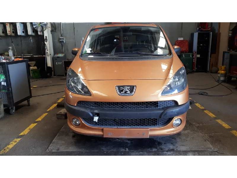 peugeot 1007 del año 2006