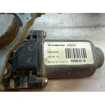 Recambio de elevalunas trasero derecho para nissan navara pick-up (d40m) double cab le 4x4 referencia OEM IAM 82700EB315  